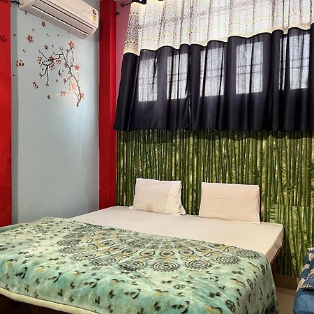 Indra Paying Guest House 바라나시 외부 사진