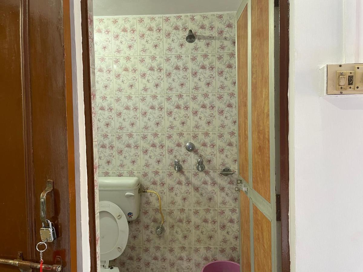 Indra Paying Guest House 바라나시 외부 사진