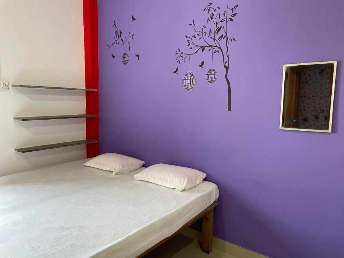 Indra Paying Guest House 바라나시 외부 사진