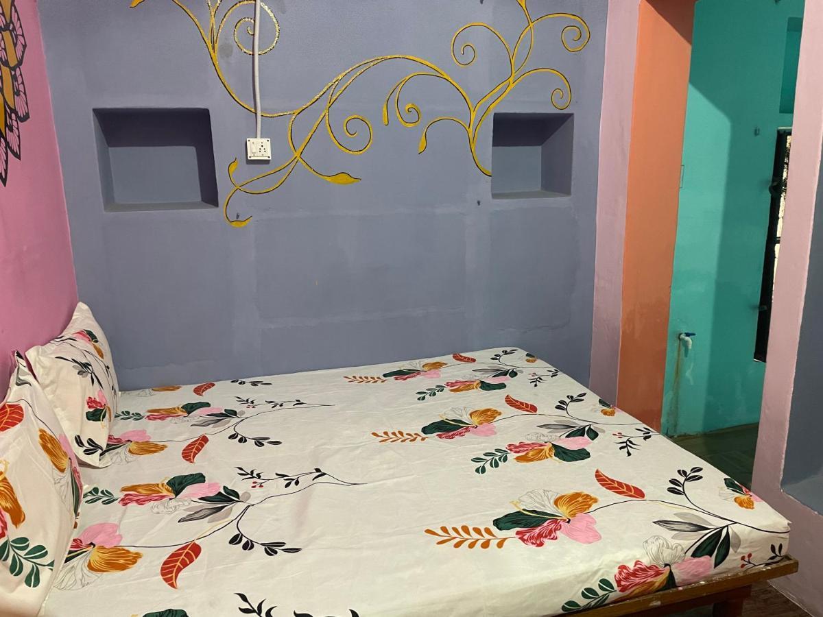 Indra Paying Guest House 바라나시 외부 사진